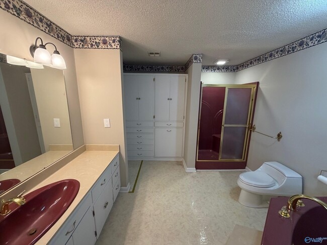 Building Photo - 16519 Market St