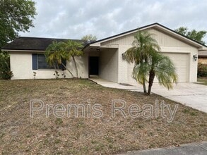 Building Photo - 14875 Cromwell Dr