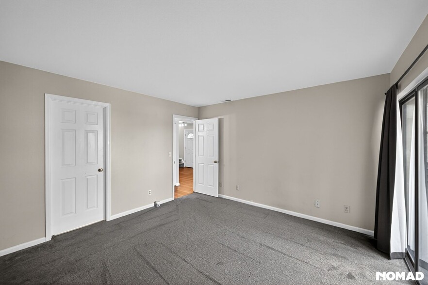 Building Photo - 11123 E Alameda Ave