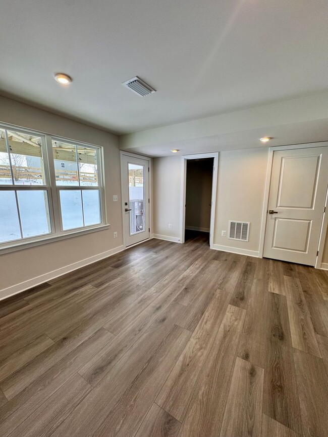 Building Photo - Brand New Townhouse in Wingate Subdivision