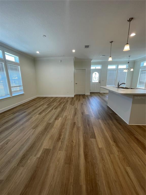 Building Photo - 3150 Bourbon St