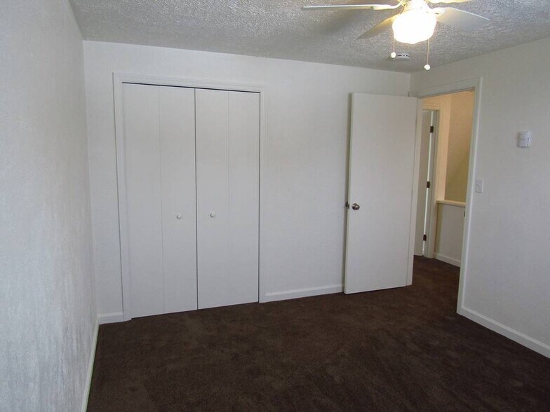 Building Photo - 1254 Argonne Dr
