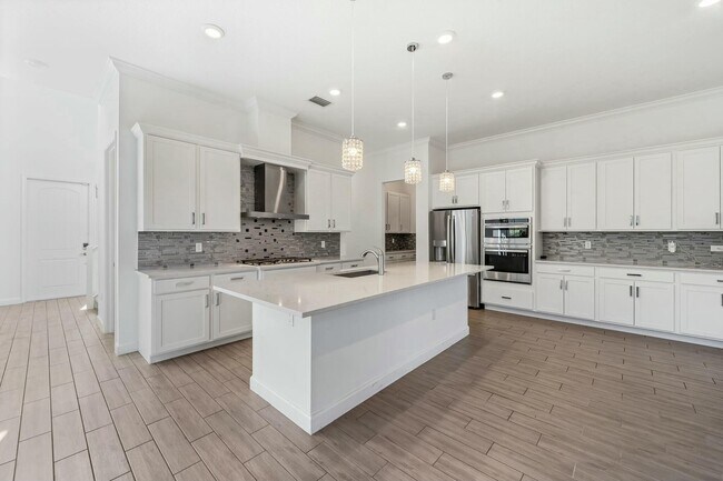 Building Photo - 601 SE Fascino Cir