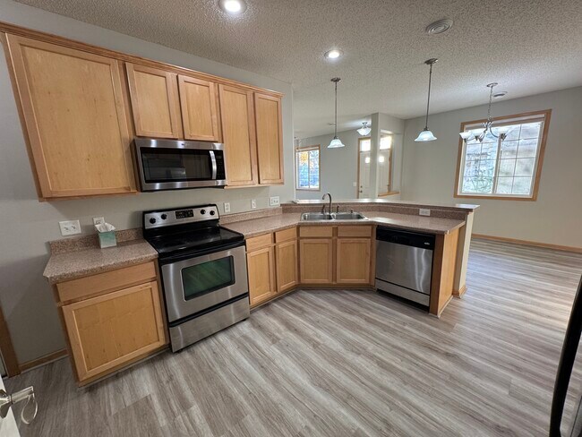 Building Photo - 3443 Cherry Ln