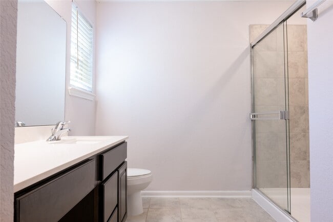 Building Photo - 623 Ash Mill Dr