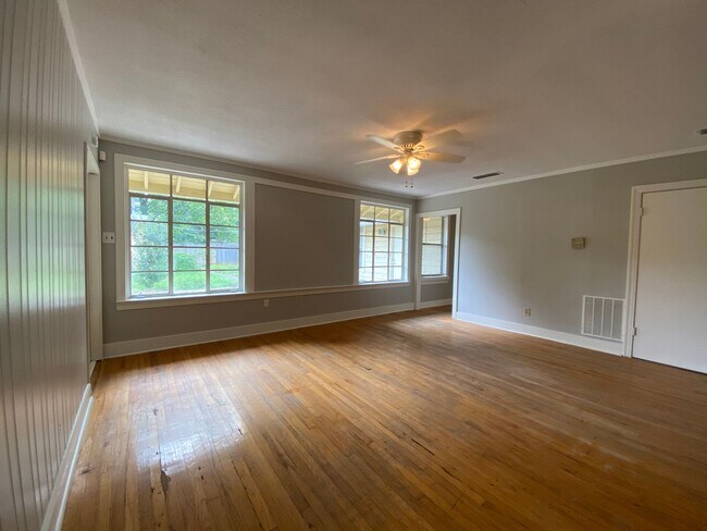 Building Photo - Cullen-1914