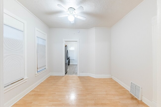 Building Photo - 235 W 110th St