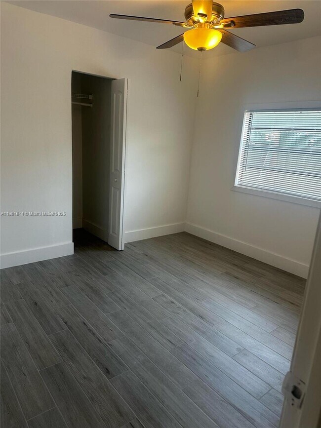 Building Photo - 8880 SW 23rd St