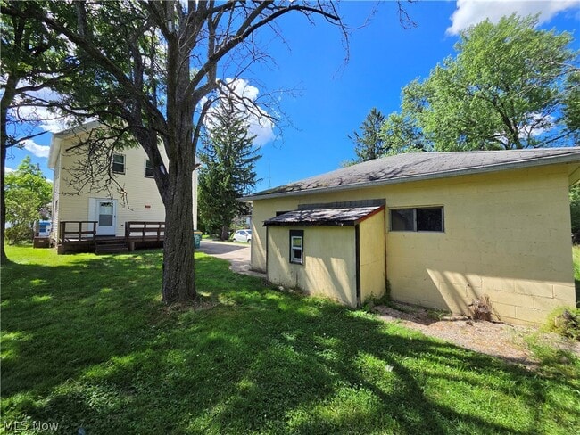 Building Photo - 5223 Paine Ave