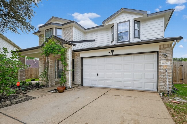 Primary Photo - 6654 Stonefort Ct