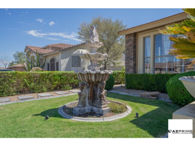 Building Photo - Magnificent 5/3.5 Litchfield Park Home - L...
