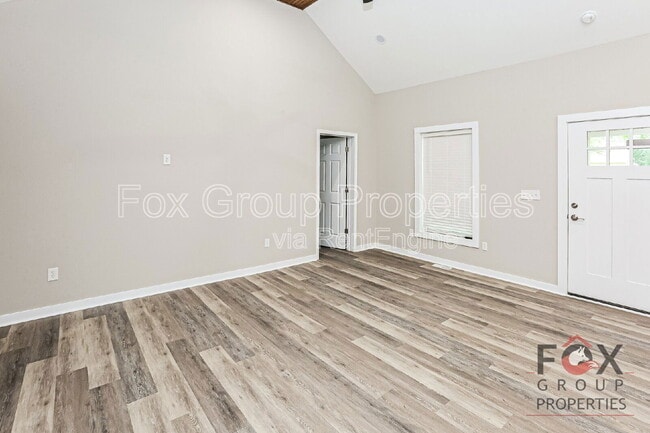 Building Photo - 235 Linwood Rd