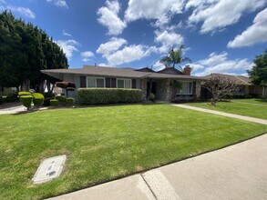 Building Photo - Newly Remodeled 2 Bedroom Fountain Valley ...
