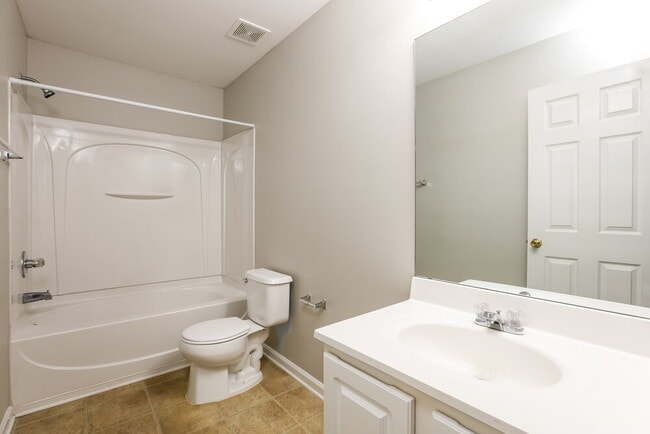 Building Photo - 153 Paxton Pl