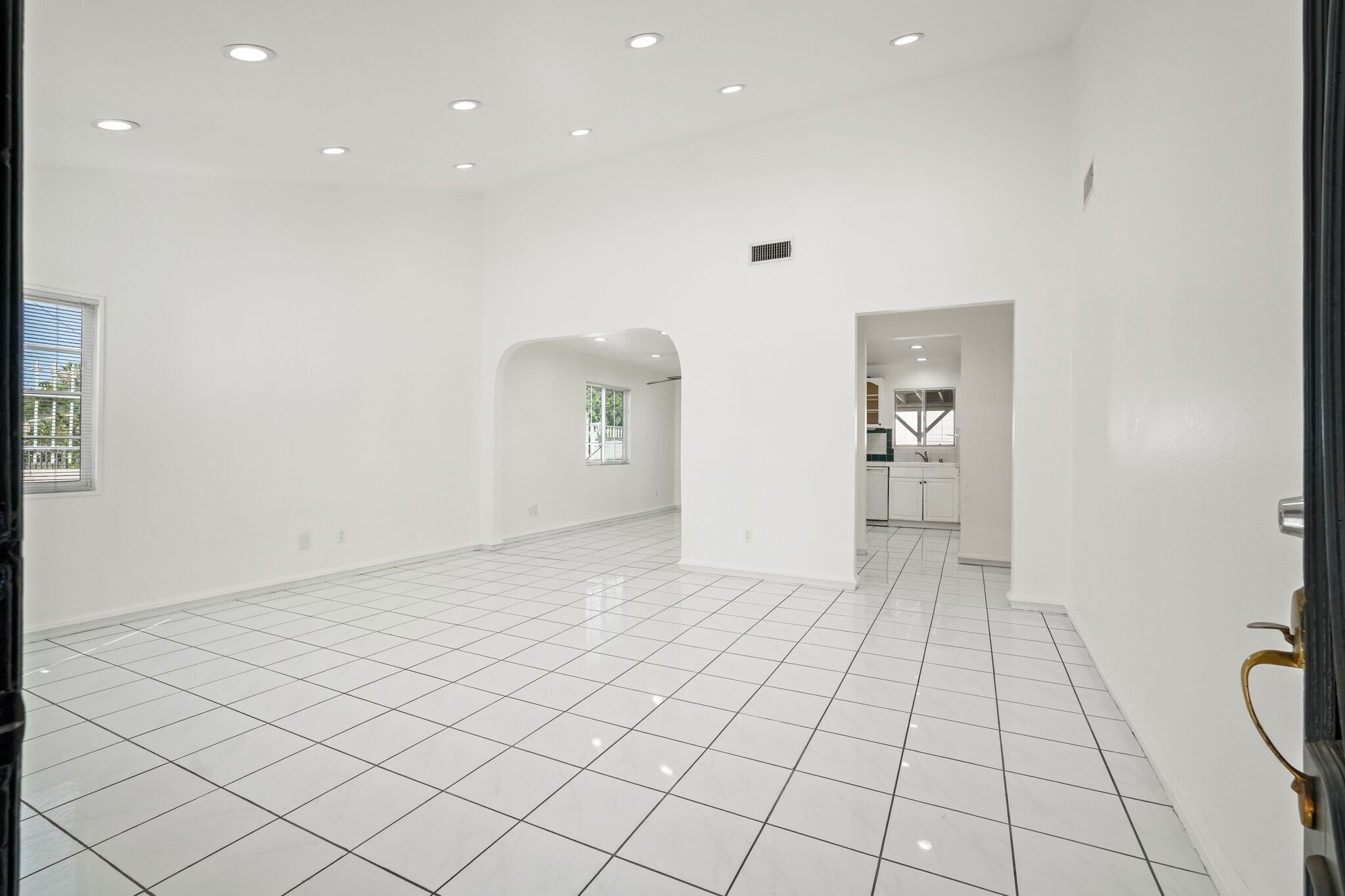 Building Photo - 12755 Judd St