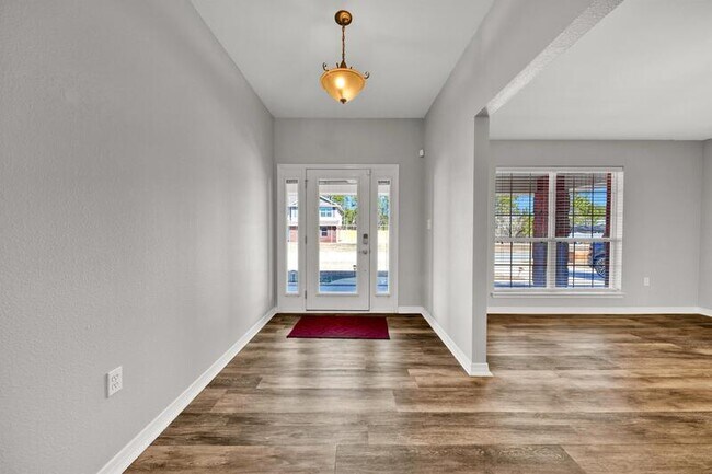 Building Photo - 9431 Pouder Ln