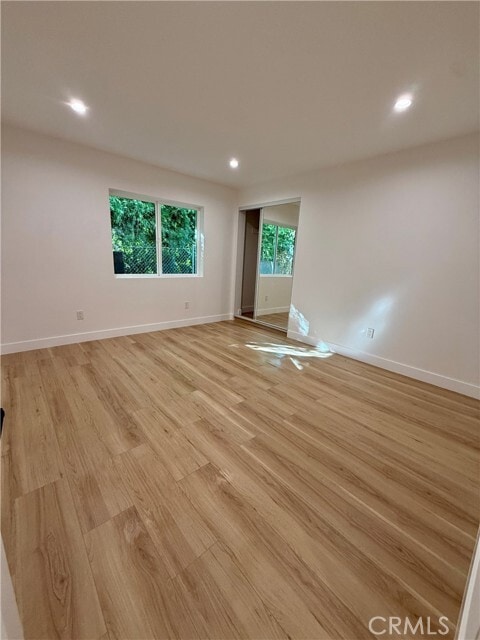 Building Photo - 20407 Strathern St