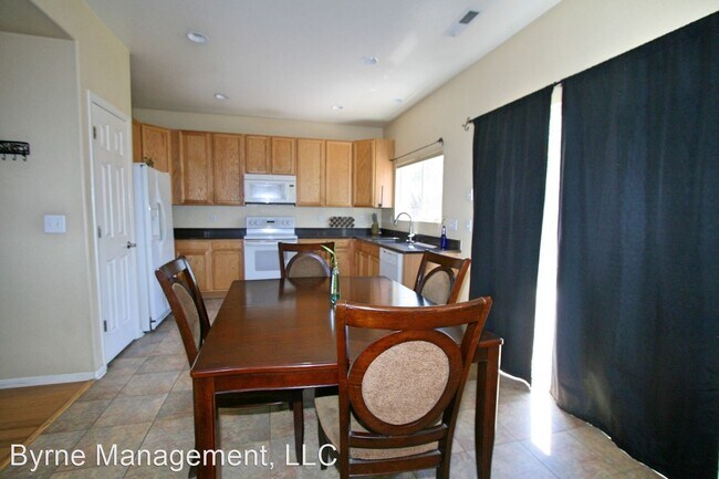 Building Photo - 3 br, 2.5 bath House - 7156 Bonnie Brae Lane