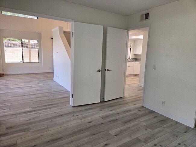 Building Photo - 1532 Granite Hills Dr