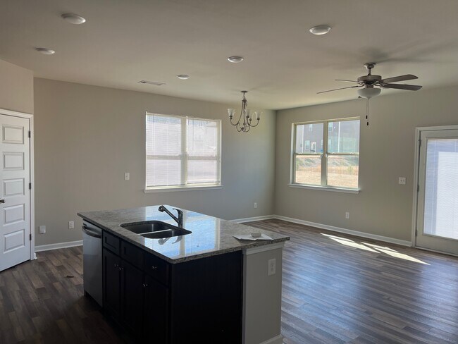 Building Photo - 2120 Birch Mountain Run