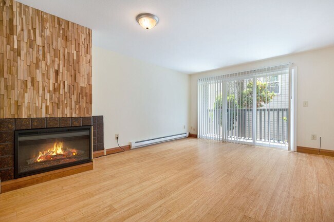 Interior Photo - SAM Samsara