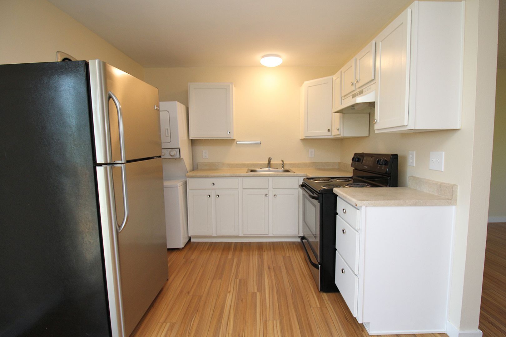 Building Photo - 706-706 N Watts St