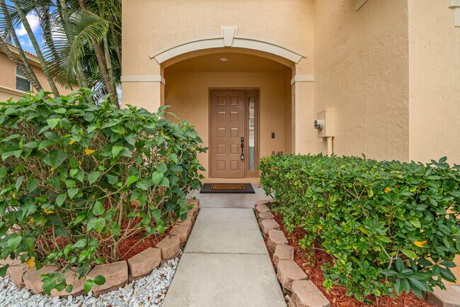 Building Photo - 123 Wakulla Springs Way