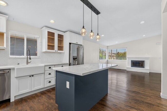 Building Photo - Charming and Cozy Air-Conditioned High Point Rambler (1st Month Free)