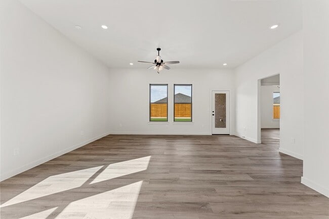 Building Photo - 2033 Gulf Pr Ln