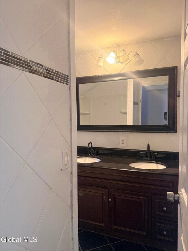 Building Photo - 786 New Scotland Ave