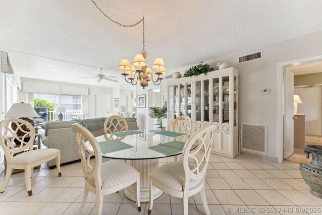 Building Photo - 1470 S Ocean Blvd