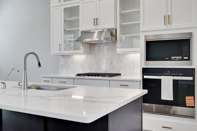 Building Photo - 3110 Millwork St