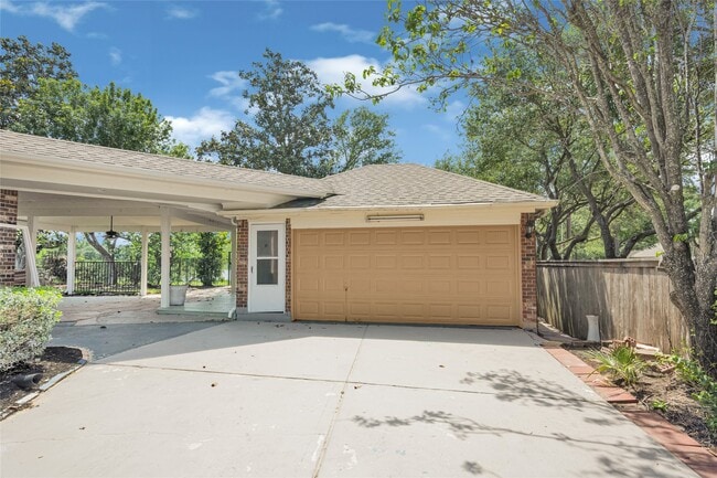 Building Photo - 8619 Arranmore Ln