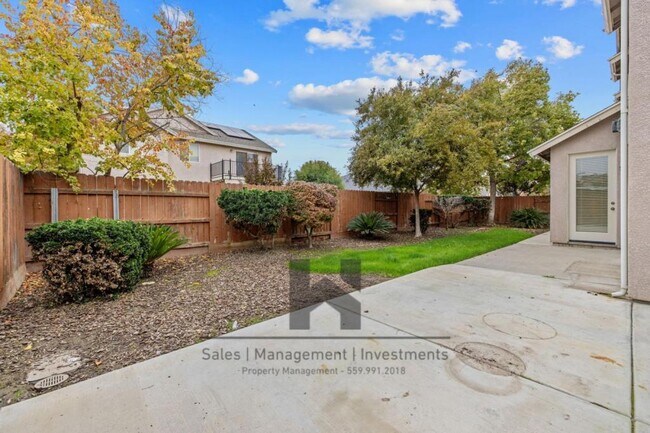 Building Photo - 3169 Brickfield Ave