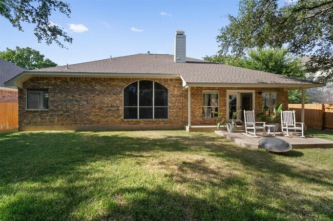 Building Photo - 1421 Redden Cove