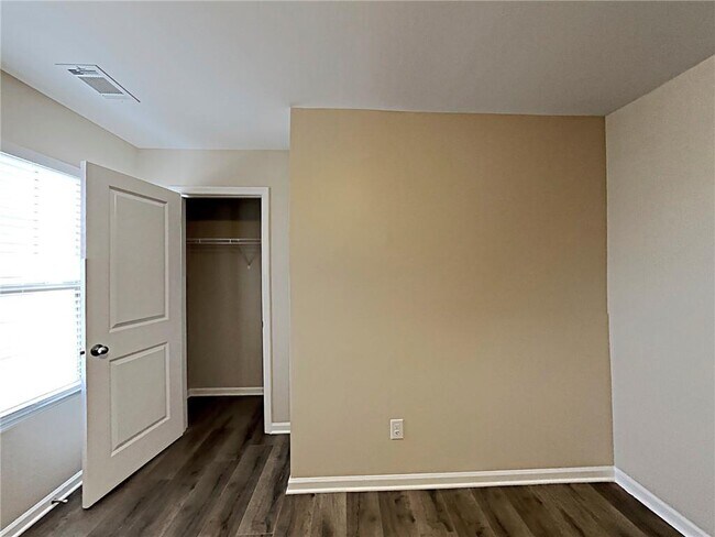 Building Photo - 4158 Box Elder Path