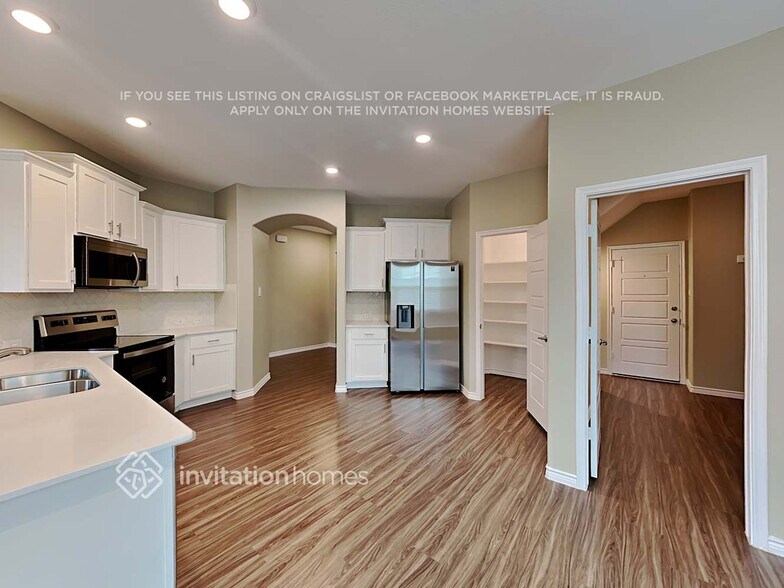 Building Photo - 225 Garden Grove Dr