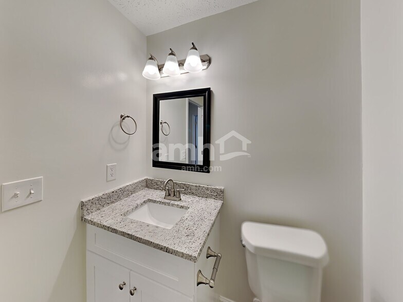 Building Photo - 1137 Eastmill Cove