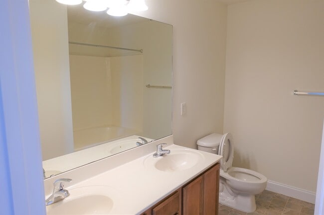 Building Photo - 28 Tigris Way