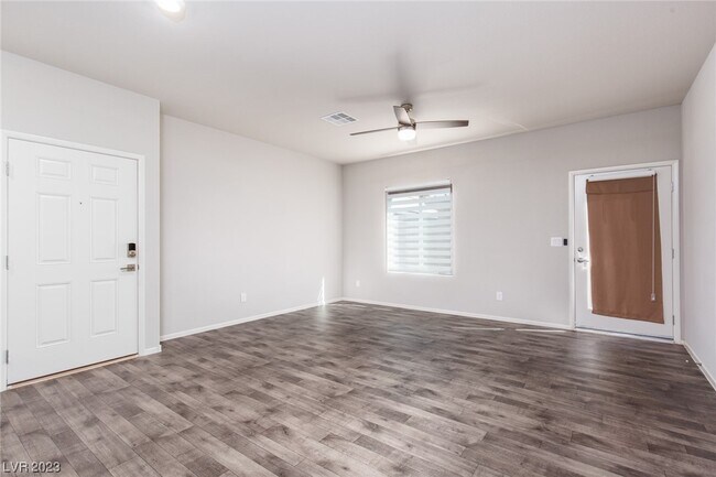 Building Photo - 7550 Garnet Moon St