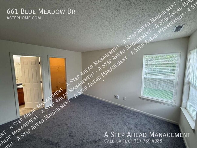 Building Photo - 661 Blue Meadow Dr