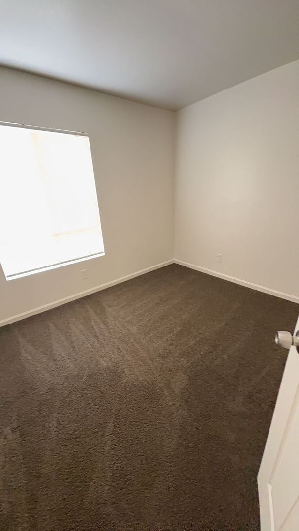 Building Photo - Adelanto 4 Bedroom