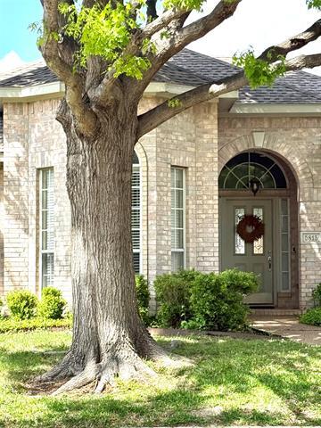 Building Photo - 5815 Willow Wood Ln