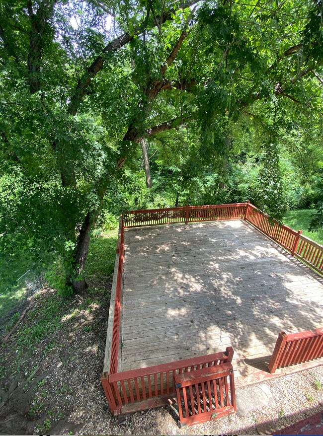 Building Photo - 13251 Brookside Dr