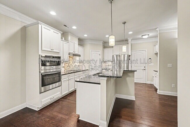 Building Photo - 9659 Camberley Ave NW