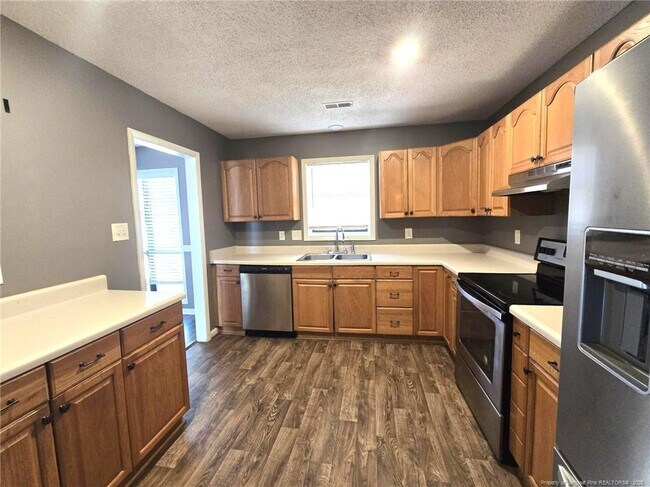 Building Photo - 1540 Graystone Rd