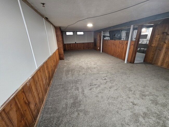 Building Photo - 24630 Alberton Rd