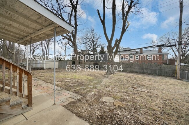 Building Photo - COMING SOON!! Charming 3-Bedroom Home in a Prime Saint Charles Location!