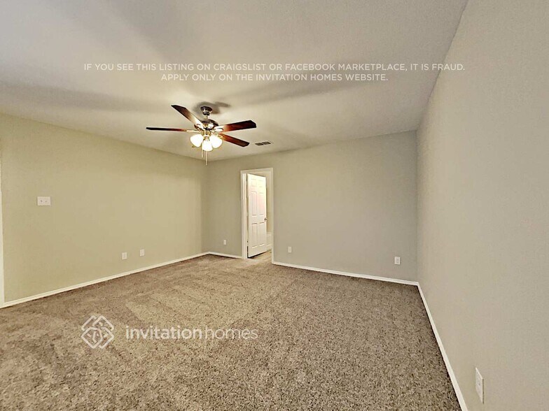 Building Photo - 112 Abelia Dr