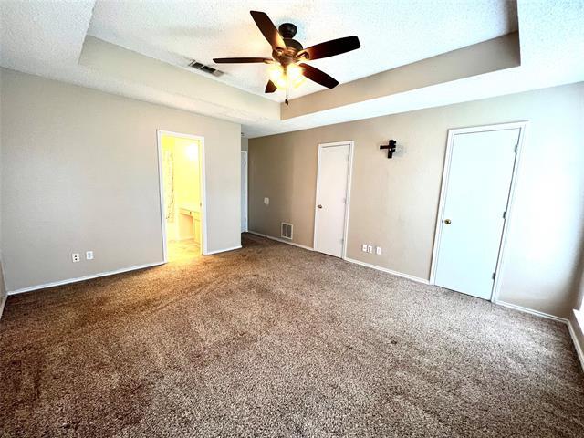 Building Photo - 4555 W Lake Highlands Dr